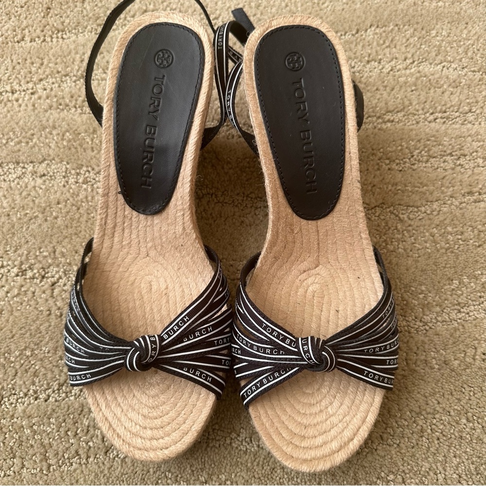 NEW Tory Burch Ribbon Strappy Wedge Espadrille Platform Sandals Navy Cream Tan 9 - Picture 9 of 16